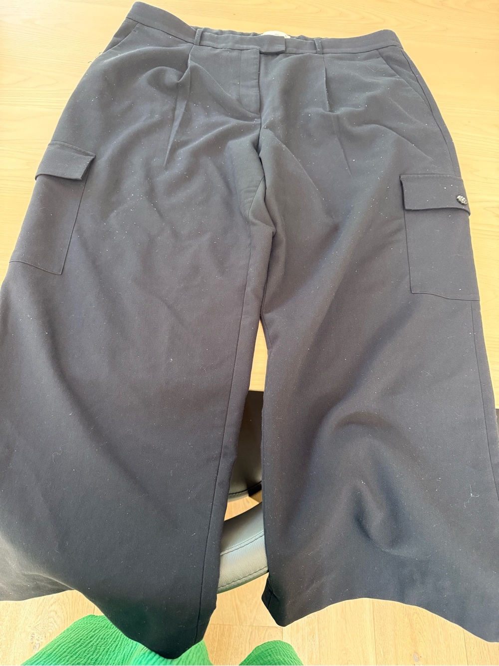 Abercrombie & Fitch women’s  Black Cargo Trousers